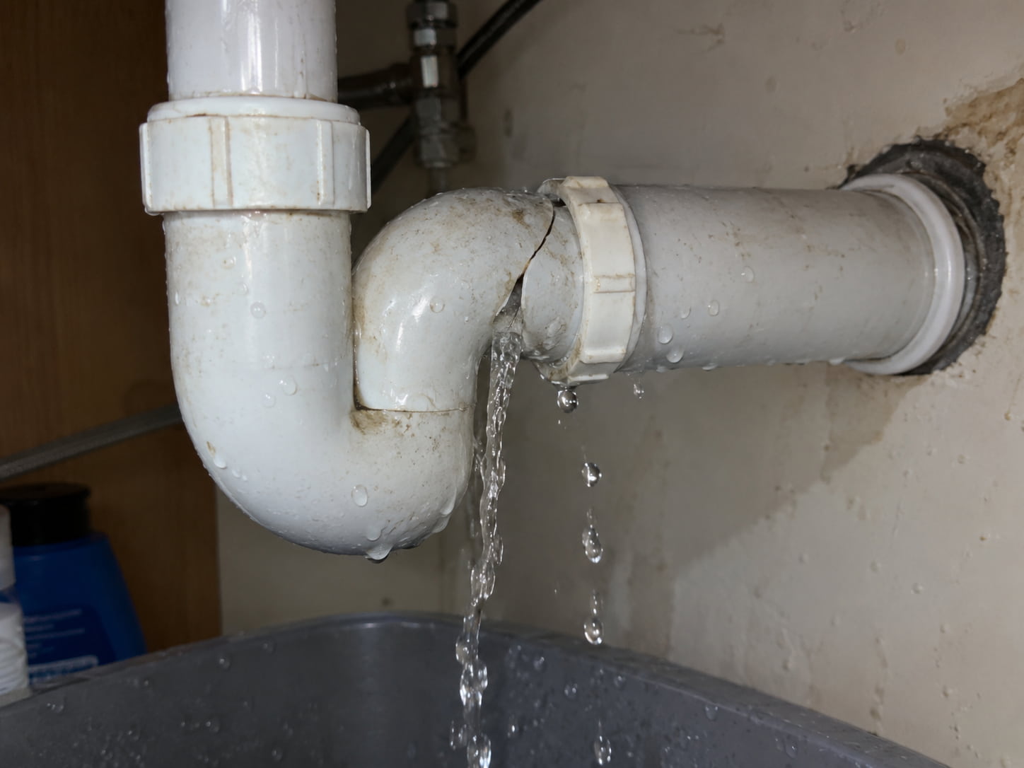 Inicio cañeria rota
